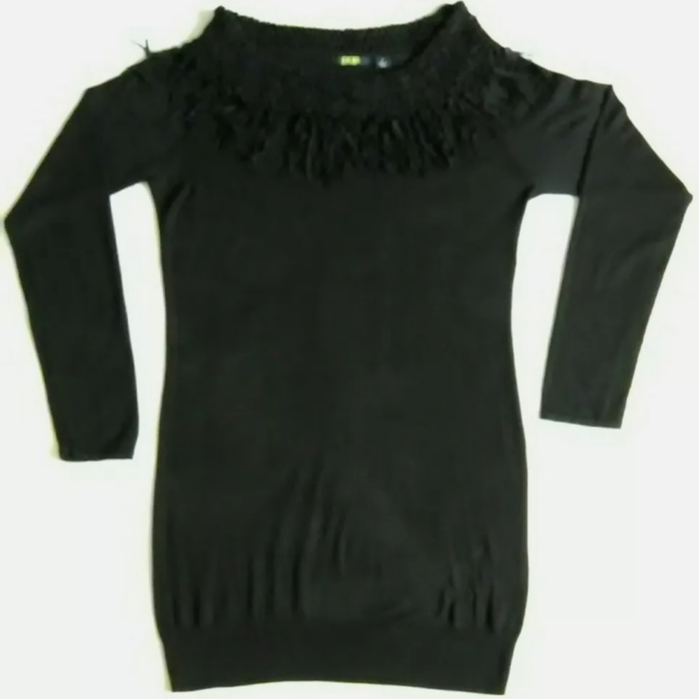 Black long sleeves fringed neckline Dress